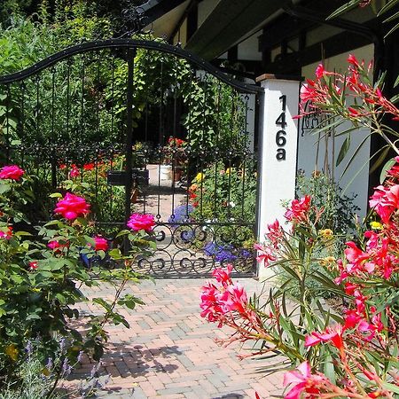 Vivere Ad Parcum - Bed And Breakfast Krefeld Exterior photo